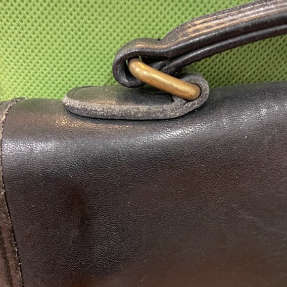 Vintage Coach Legacy Station Handbag black leather shoulder/cross body bag - Picture 5 of 8